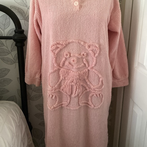 Rare vintage Stan Herman Signature II pink chenille robe with teddy bear - Picture 2 of 10
